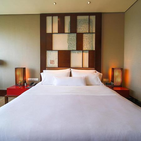 The Westin Beijing Chaoyang Hotel Exterior photo